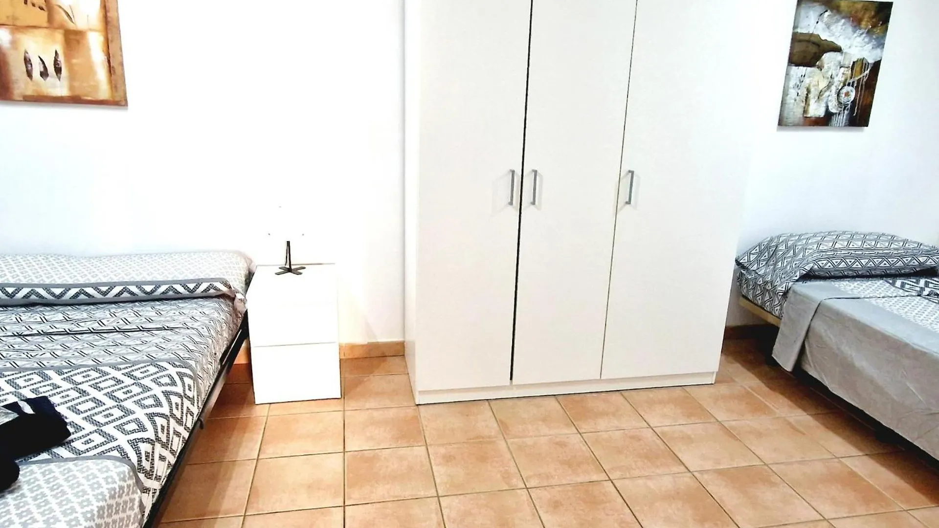 Paraiso 2 Bedroom Terrace Wifi Free Playa Paraiso  Spanyolország